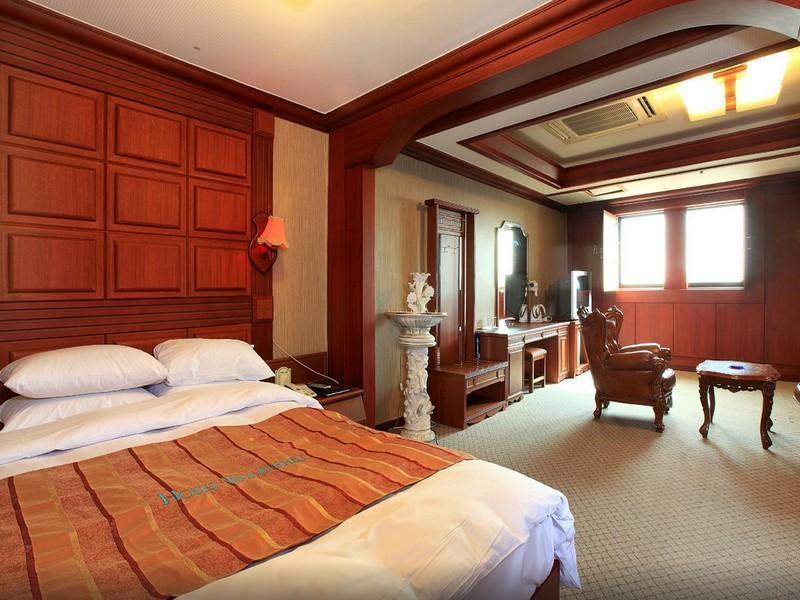 Gunsan River Hill Tourist Hotel Dış mekan fotoğraf