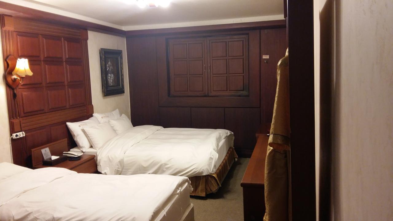 Gunsan River Hill Tourist Hotel Dış mekan fotoğraf